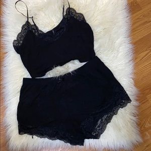 Laced lined PJ set